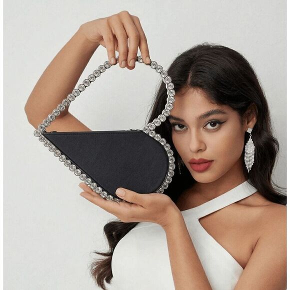 ❤️💎 Jeweled Handle Sparkling Rhinestone Heart Shaped Black Clutch Purse Bag NEW - Picture 1 of 17